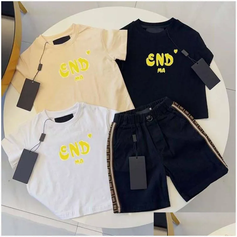 Designer bear kids sets baby t-shirt shorts set clothes children youth boys girls clothing summer sports baby suits size 2-10