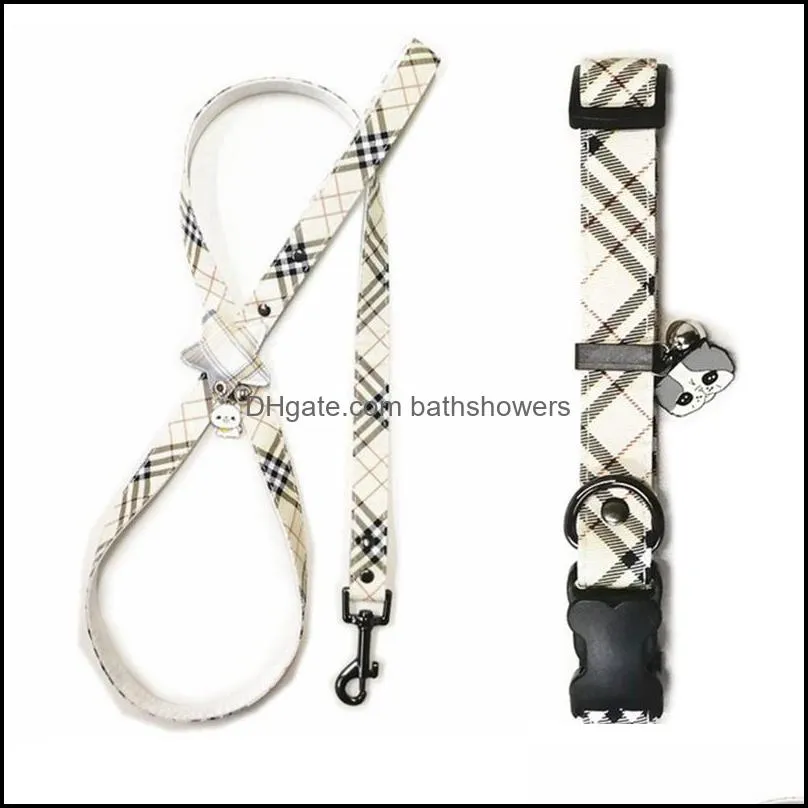Classic Plaid Pattern Dog Harness Leashes Set Designer Dog Collars With Charm and Bell Luxury Leather Pet Leash for Small bathshowersulldog