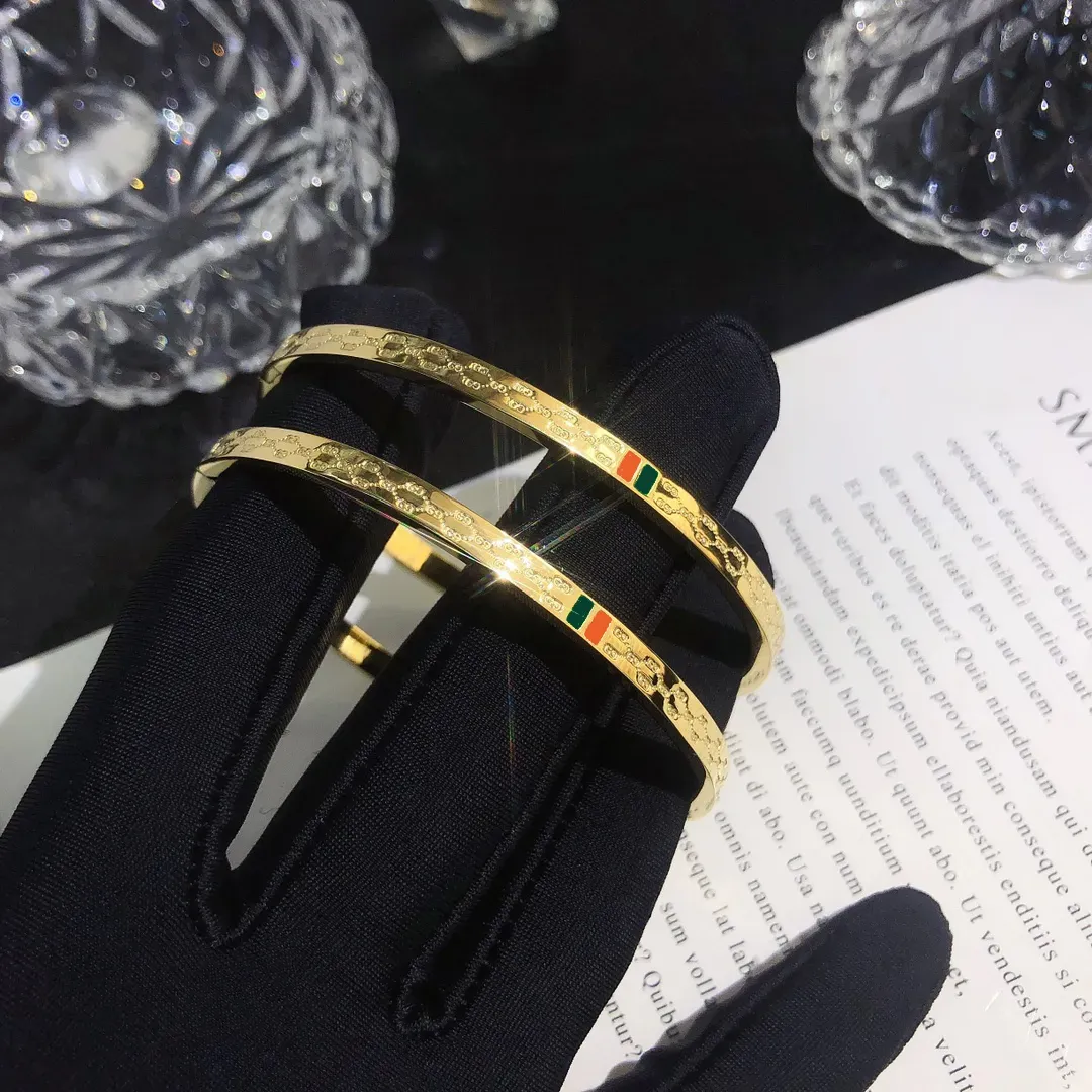 Designer Gold Plated Bangle Bracelets Stainless Steel Letter Nail Bracelet Brand Logo Love Bracelet with Box Simple Design Jewelry Springtime Couple Gift