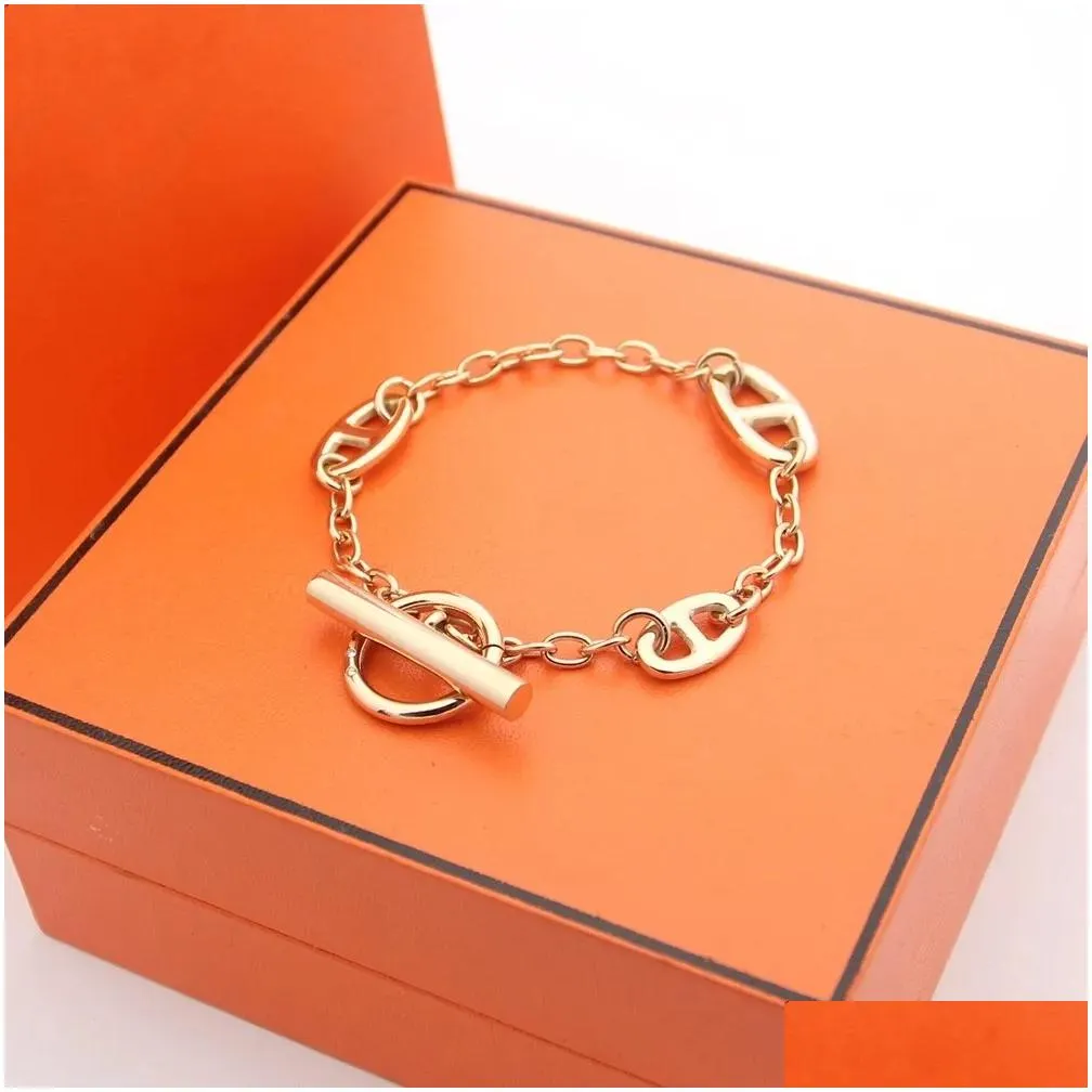 Design Bangle High quality womena nd mens Bracelet Designer jewelry gold buckle Pig Nose Bracelets stainless steel men and woman fashion Jewelry Bangles With