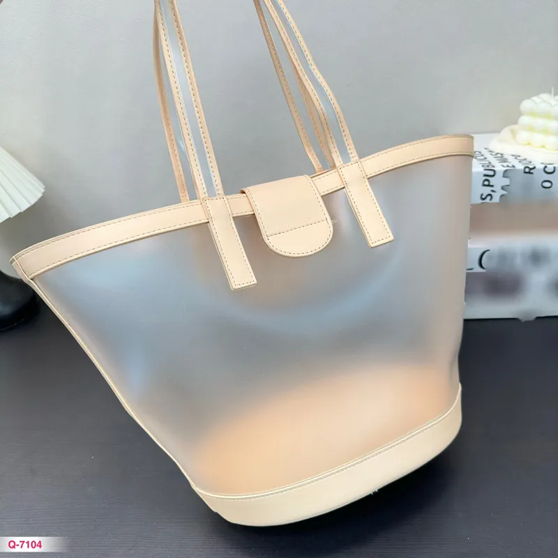Jelly tote beach bag large capacity womens shoulder bags luxury designer transparent handbag for lady fashion totes handbags CSD2404257-12