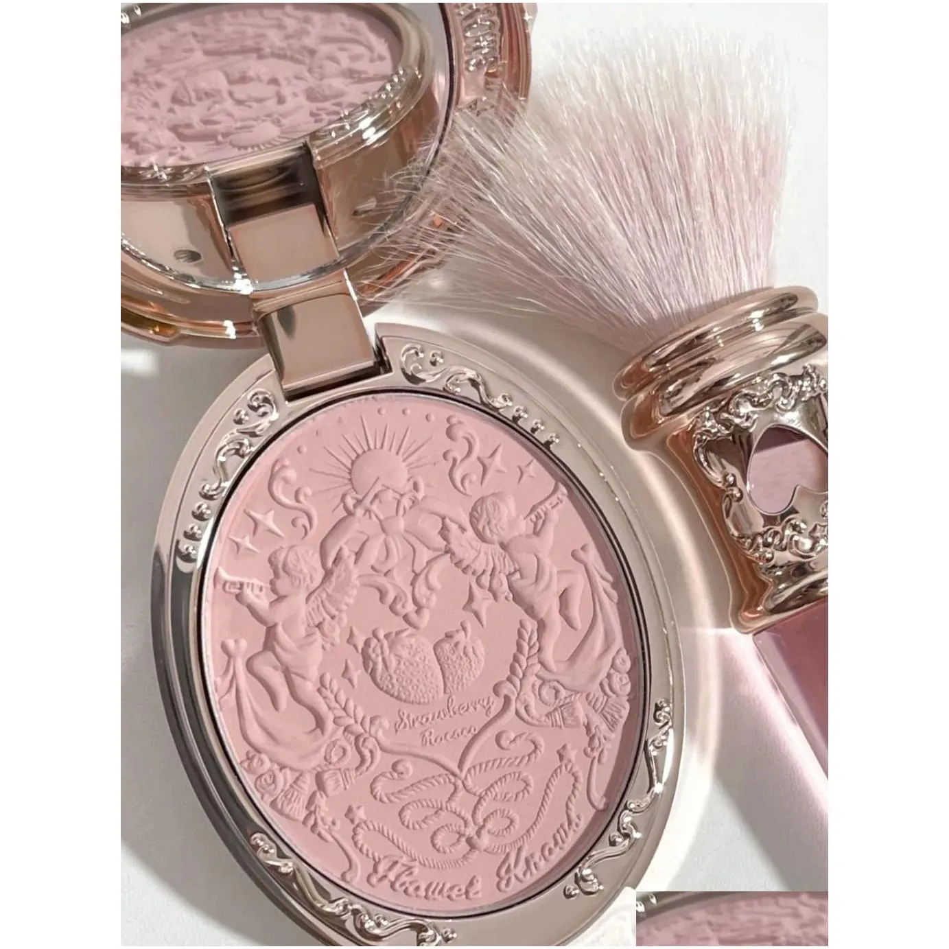 Blush Flower Knows Strawberry Rococo Blusher Embossed Blush Face Makeup Matte Shimmer Waterproof Natural Nude Brightening Cheek 231030