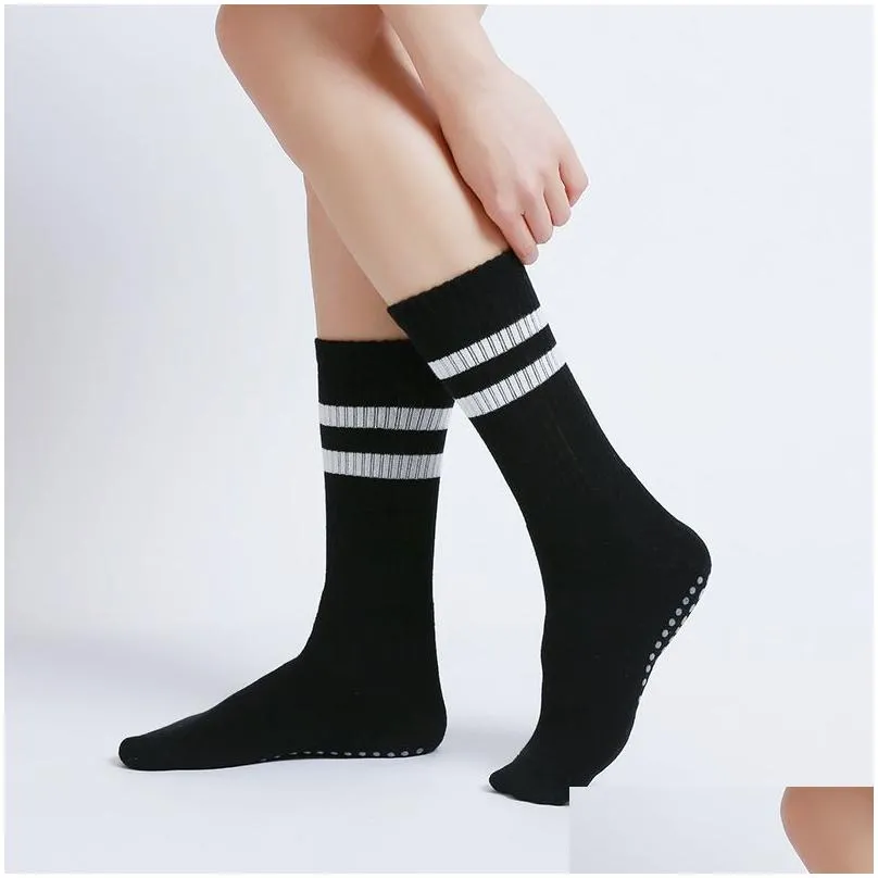 2 Pairs Stockings AL Socks Non-slip Cotton Women`s Mid-tube Piles Plus Thick Terry Pilates Yoga Socks Al Long Sock