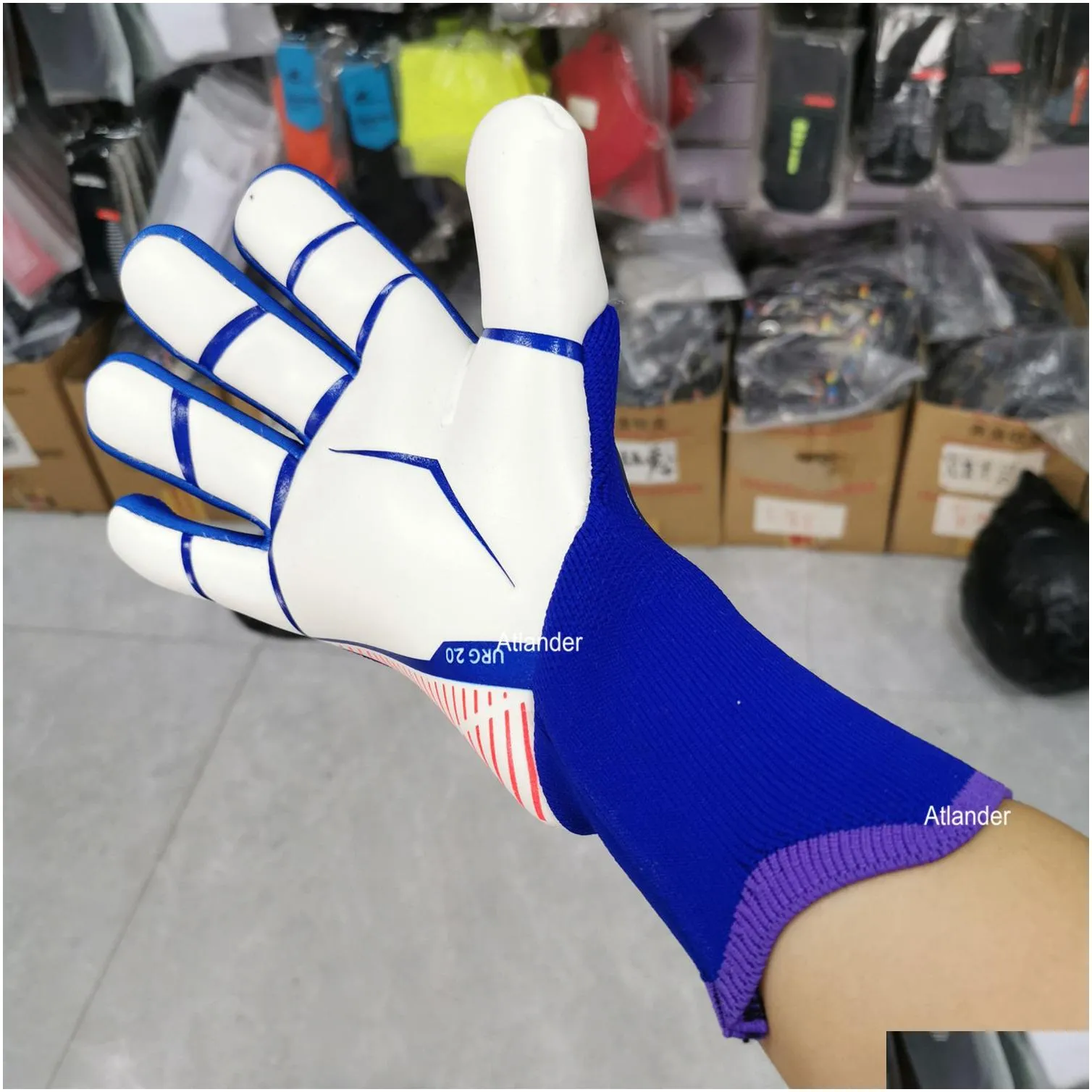 Sports Gloves Goalkeeper Gloves Kids Adults AntiSlip Goalie Gloves Latex Grip Professional Soccer Protection Football Men Women Match Gloves