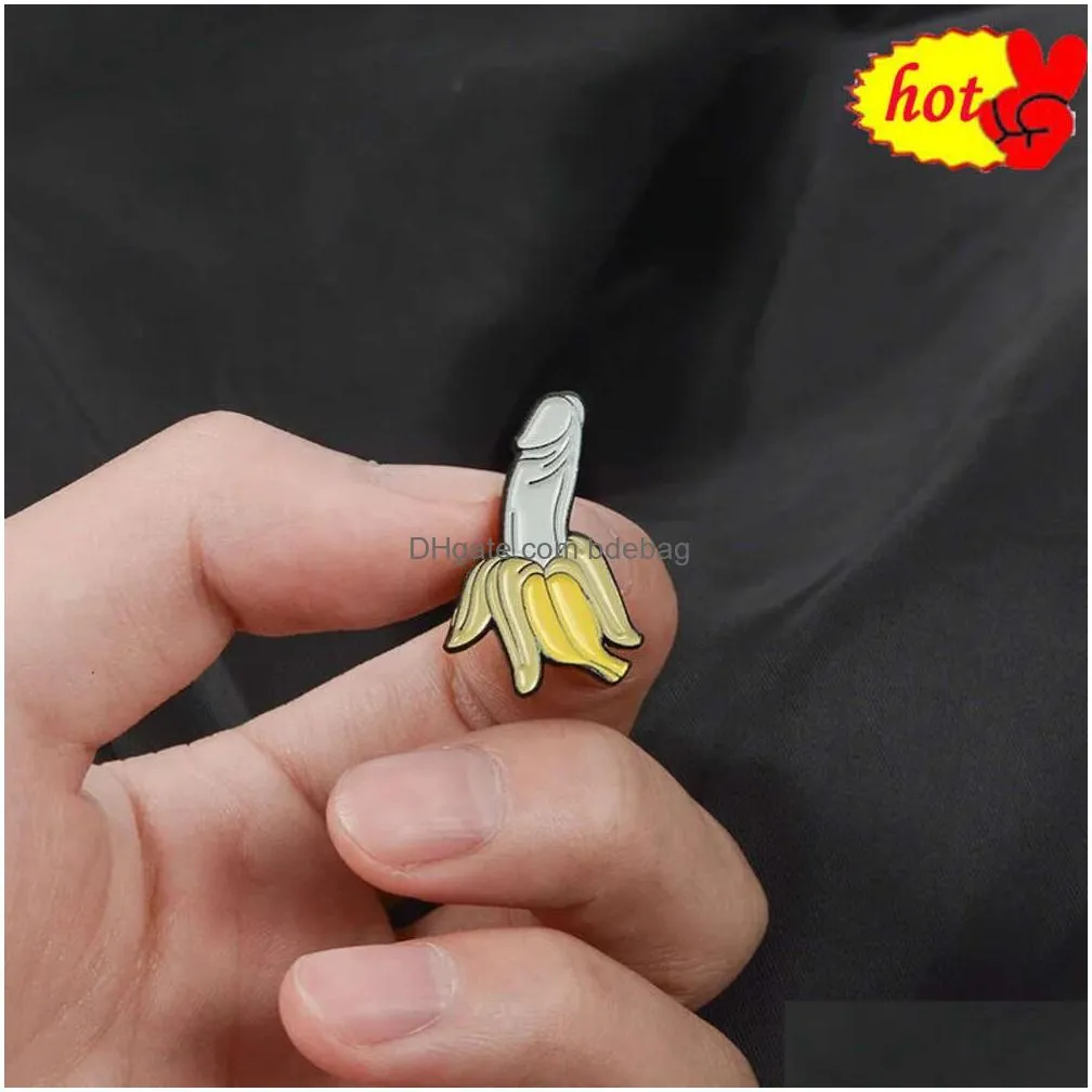 spoof bananas brooches for women men wear hat glasses sitting small pet animal party casual brooch pin gifts high quality