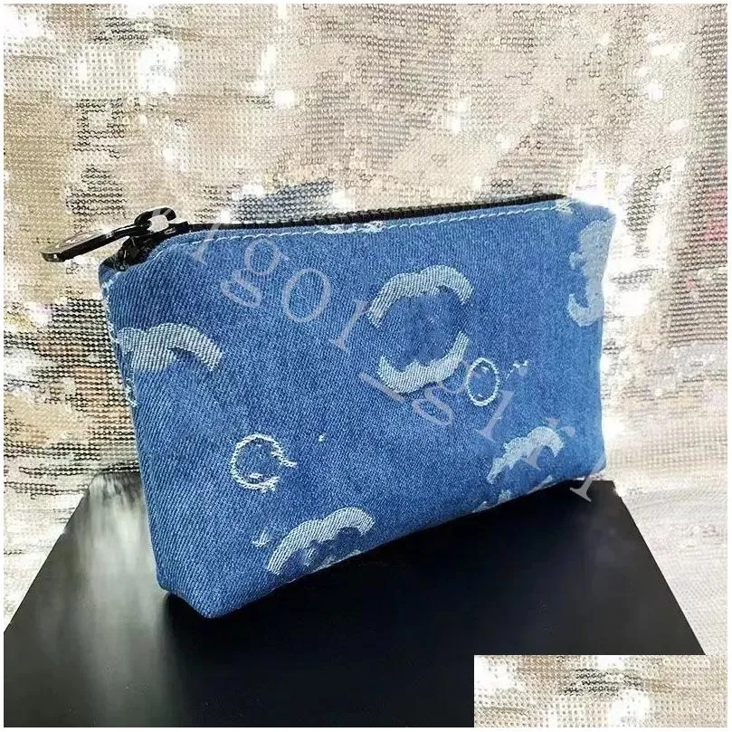 Brand Cosmetic Bags For Girl Makeup Wash Bag Klein Blue Letter Print Ins Bags Zipper Style Lady Beauty Makeup Purse Can Put Blush Mirror Brush Eyeshadow In It