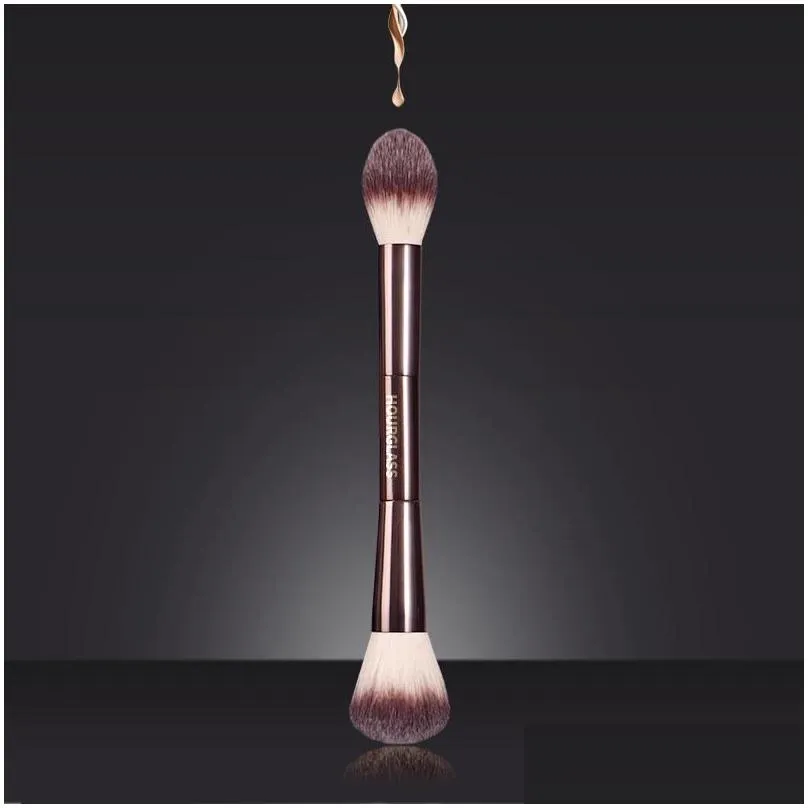 Makeup Brushes Hourglass Ambient Double Headed Scpting Powder Highlighter B Bronzer Metal Handle Brush Quality Softmakeup Harr22 Drop Otmpy