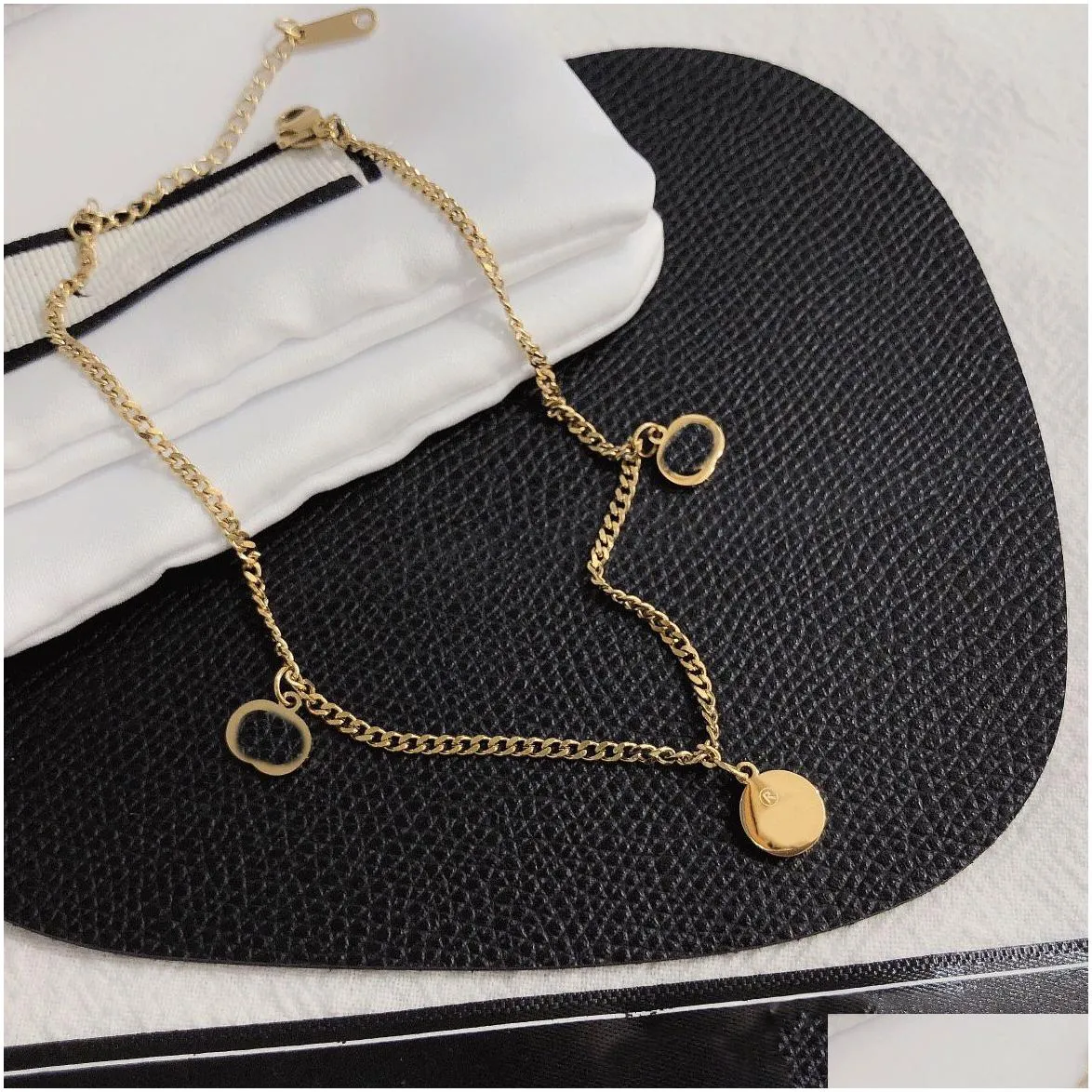 23ss 11style Women 18K Gold Plated Stainless Steel Anklets Crystal Lovers Gift Wristband Cuff Chain Wedding Jewelry Accessories