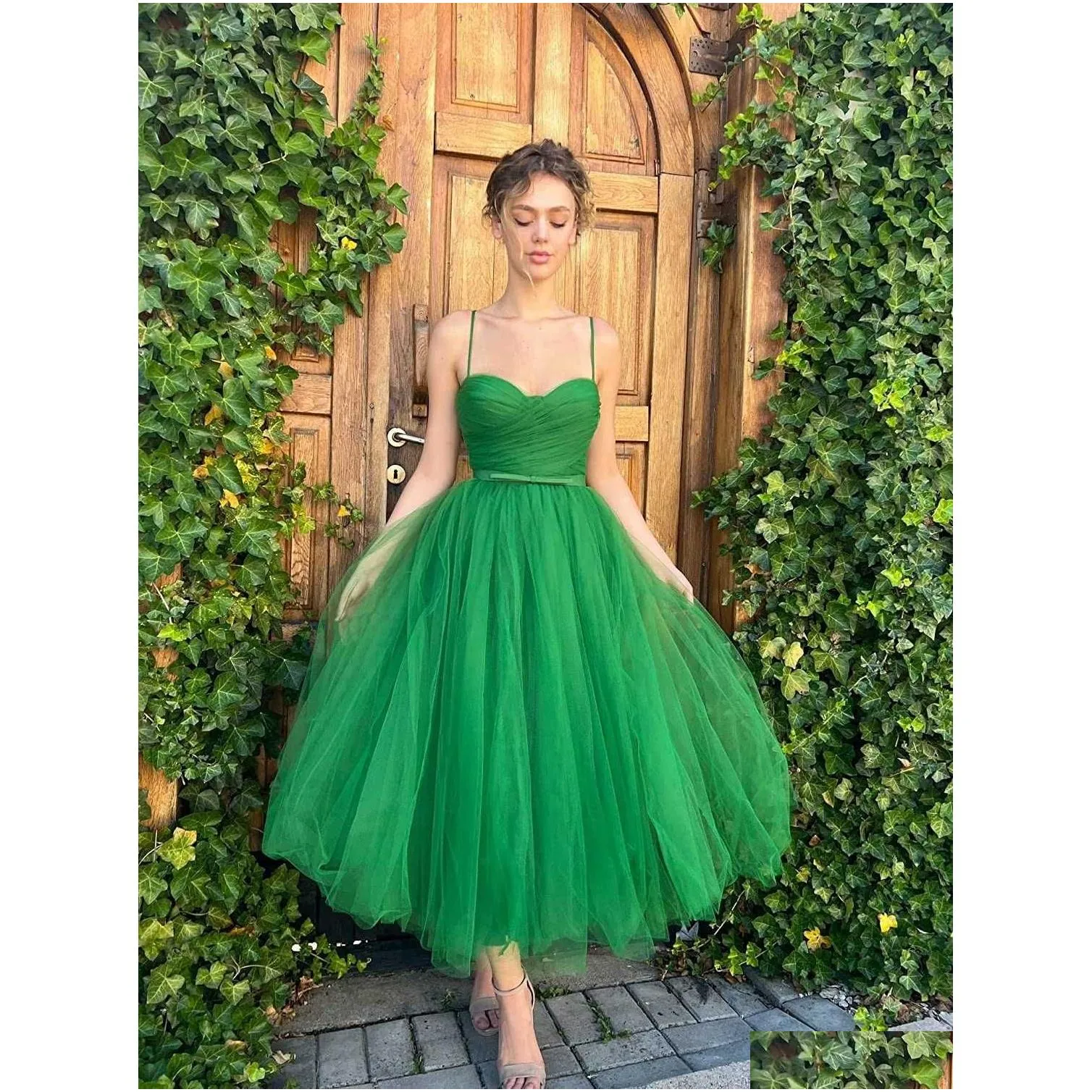 tulle and tibia length prom dress women`s tight corset heart shape thin shoulder strap youth formal evening dress