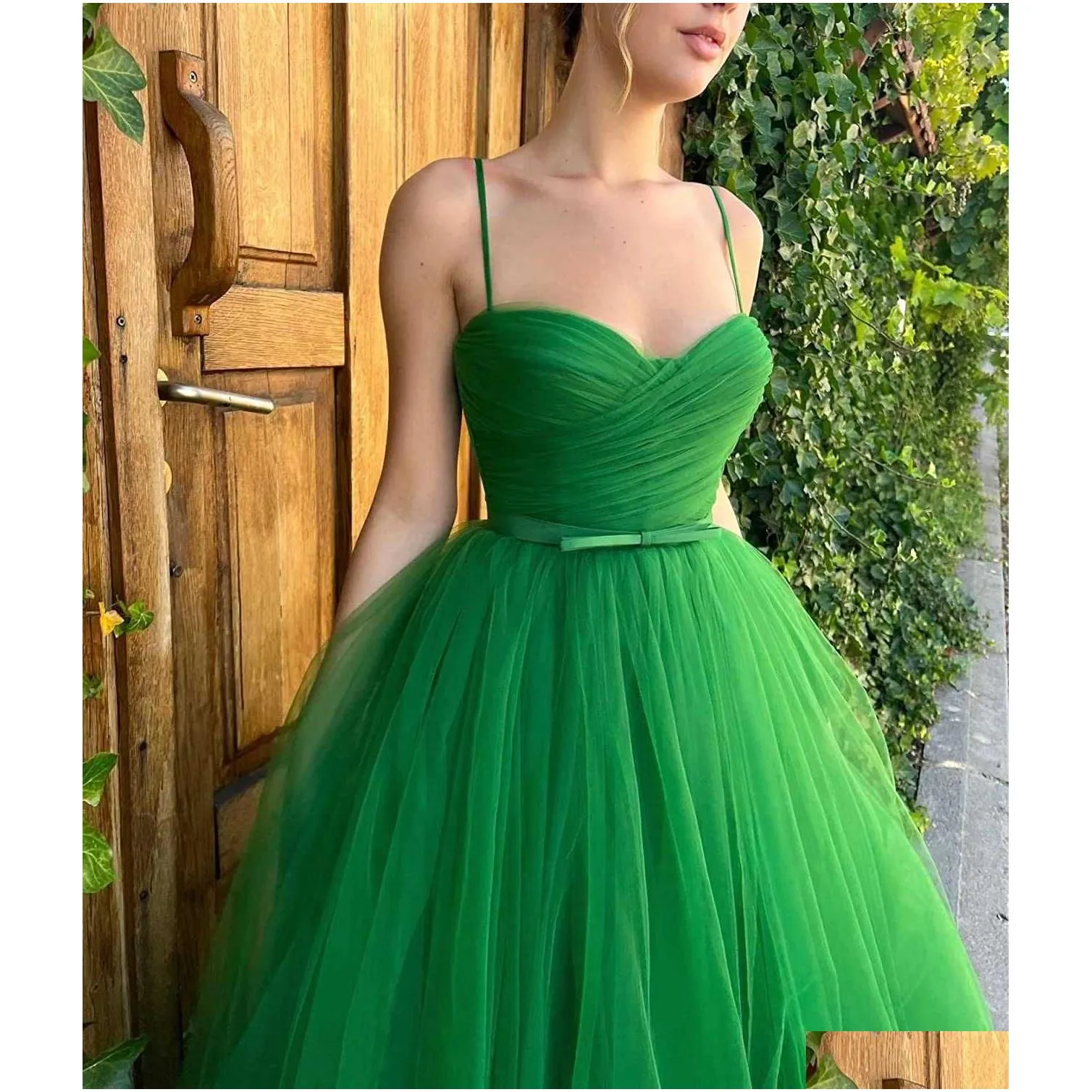 tulle and tibia length prom dress women`s tight corset heart shape thin shoulder strap youth formal evening dress