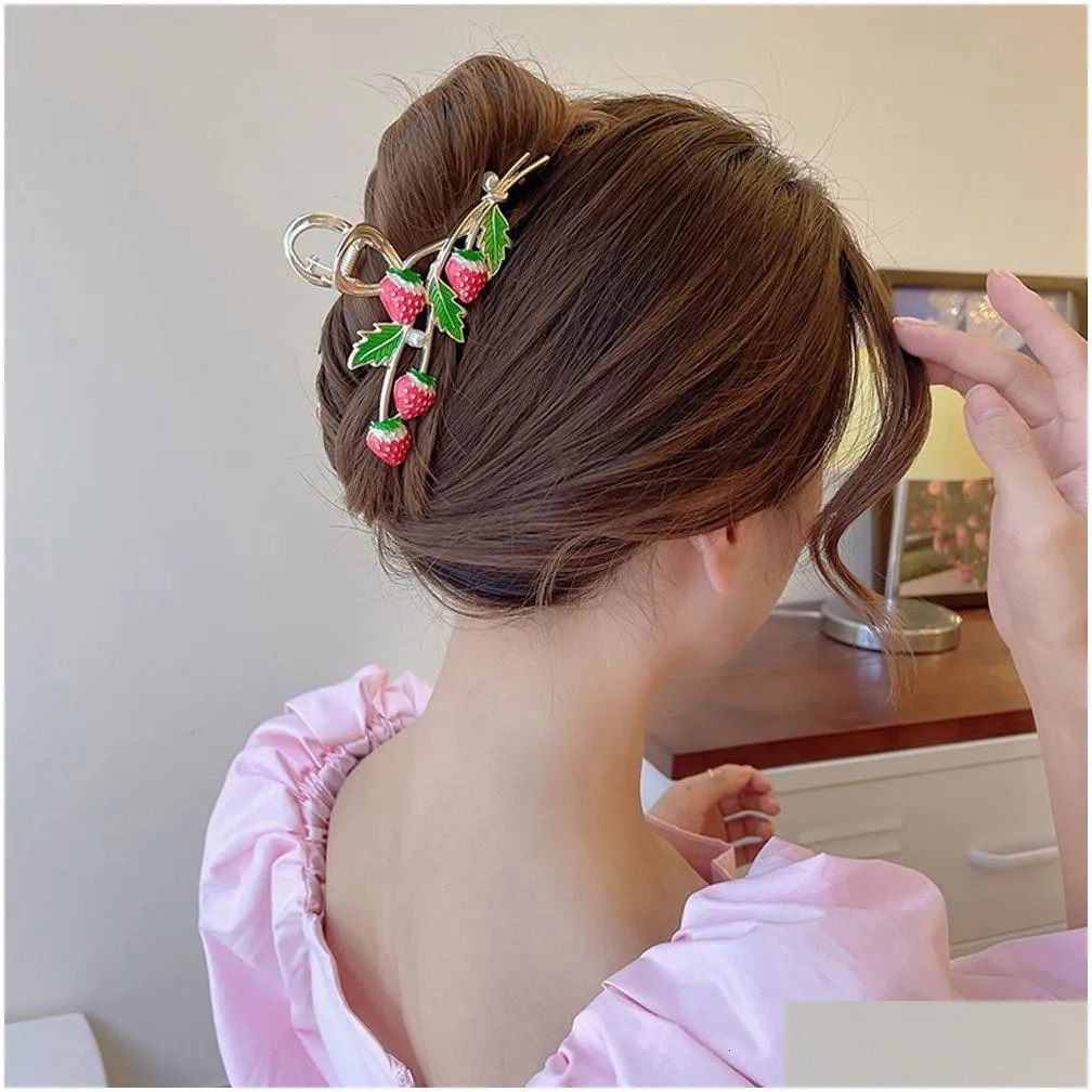 Hair Clips & Barrettes Fashion Large Stberry Claw For Women Girls Clamps Crab Metal Ponytail Clip Accessories Headwear Drop Delivery Dhmbu