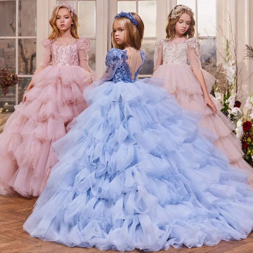 2024 Lovely Flower Girls Dresses For Weddings Half Sleeves Scoop Neck Lace Appliques Crystal Princess Kids Birthday Girl Pageant Gowns Sweep Train Light Blue