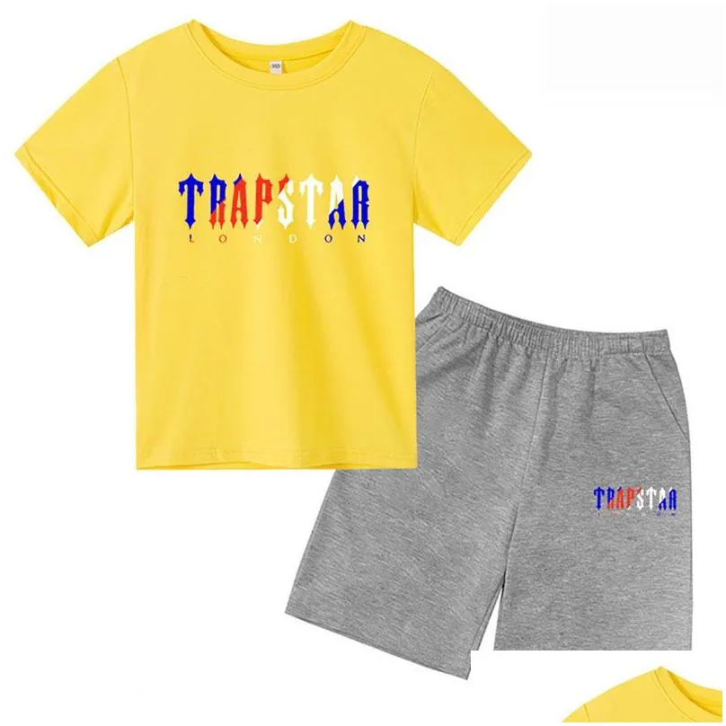 designer boys girls T-shirt Clothing Sets Summer TRAPSTAR Tshirt Kids Boys Beach Shorts Sets Streetwear Tracksuit Women Clothes Girls Sportswear