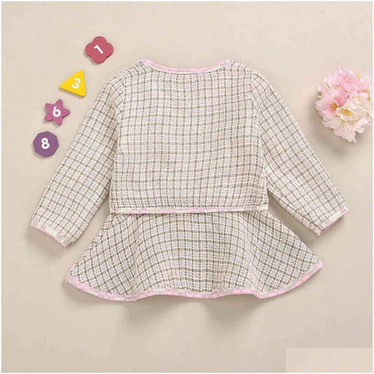 1-6 years old quality material designer two pieces of clothes and coats beatufil fashionable toddler girl suits cute little baby girl