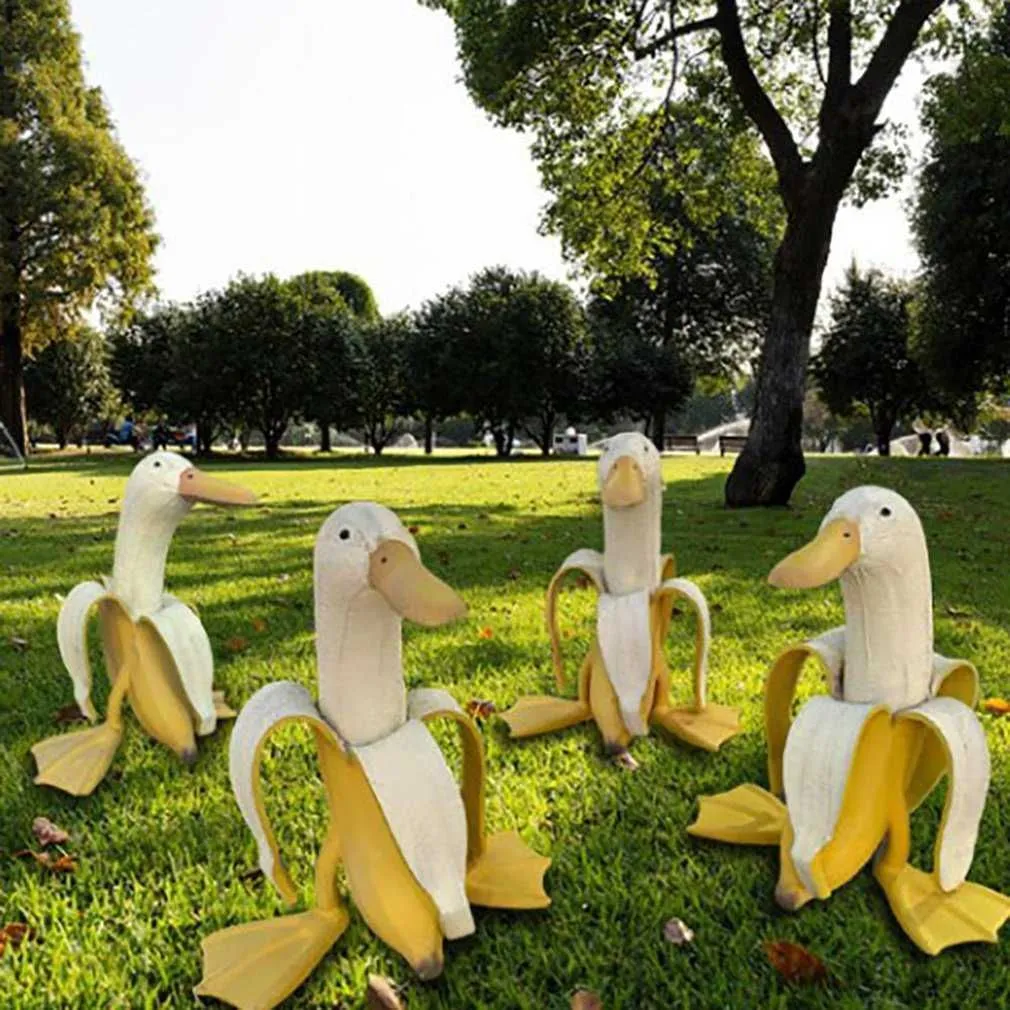 New Banana Duck Creative Garden Decor Sculptures Yard Vintage Gardening Decor Art Whimsical Peeled Banana Duck Home Statues Crafts