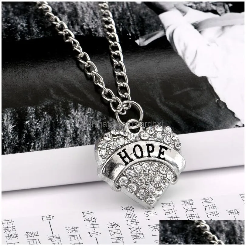Pendant Necklaces High Quality Crystal Diamond Heart White Blue Red Rhinestones Necklace For Women Fashion Family Letter Jewelry Drop Dhpe3
