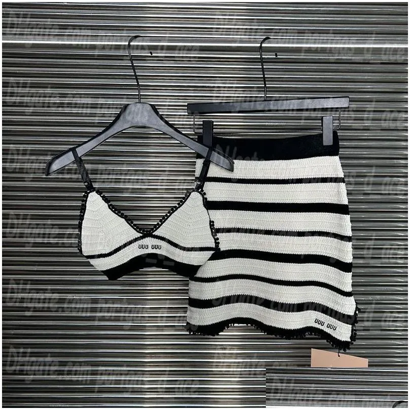 Cropped Women Knitted Tanks Tops Skirt Set Striped Luxury Designer Knits Tank Singlet Skirts Sexy Bandeau Singlets Dress Set