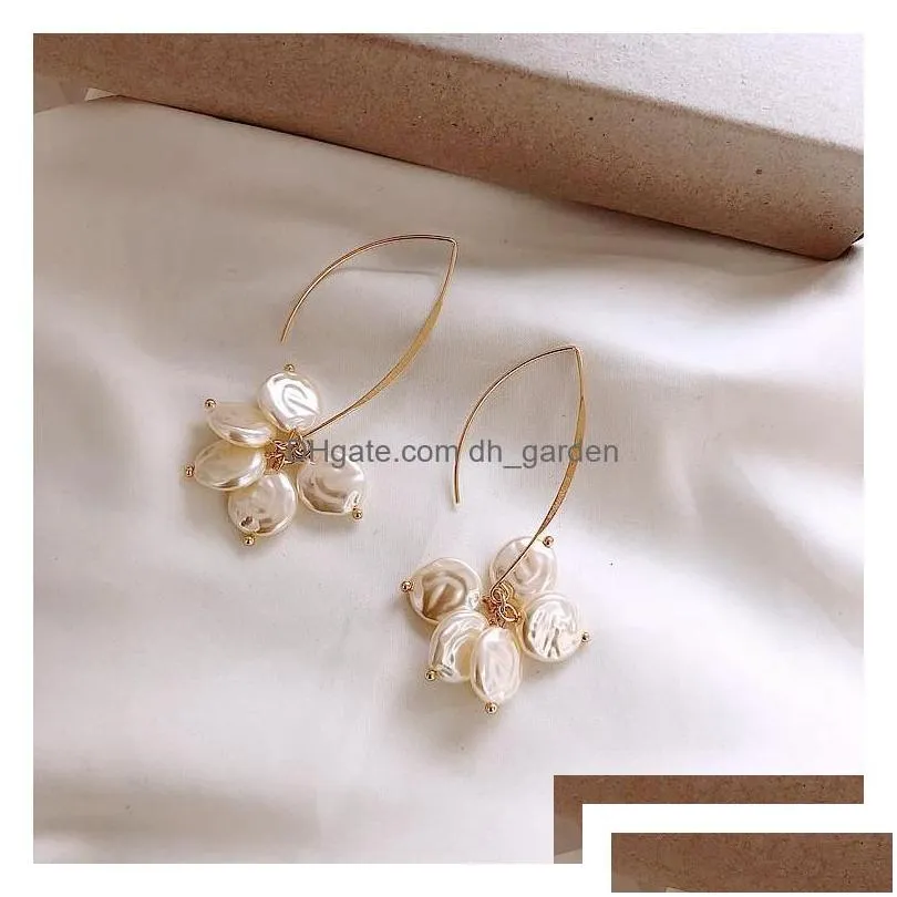 Dangle Chandelier Unique South Korean Earhook High End Shell Earrings Temperament Ins Small Ear Accessories New Style Shippi Dhchy