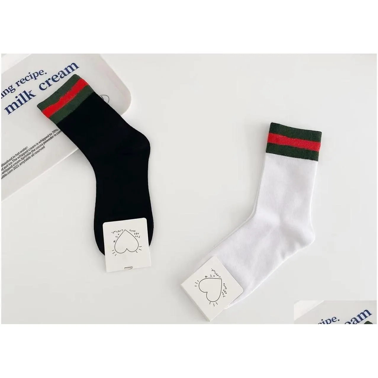 Luxury Designer Cotton Socks For Men Women Red Green Letter Embroidery Black White Breathable Middle Tube Sock 2Pairs/Lot