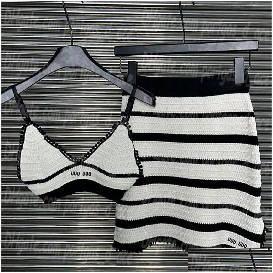 Cropped Women Knitted Tanks Tops Skirt Set Striped Luxury Designer Knits Tank Singlet Skirts Sexy Bandeau Singlets Dress Set