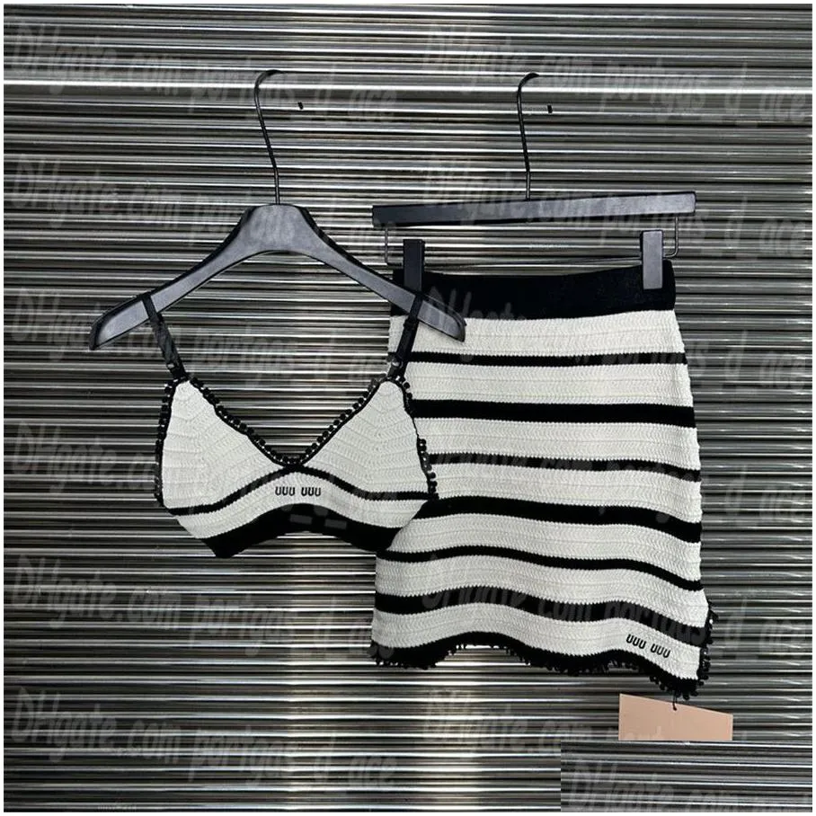 Cropped Women Knitted Tanks Tops Skirt Set Striped Luxury Designer Knits Tank Singlet Skirts Sexy Bandeau Singlets Dress Set