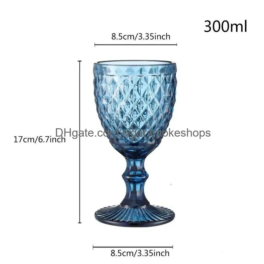 Wine Glasses 10Oz Colored Glass Goblet With Stem 300Ml Vintage Pattern Embossed Romantic Drinkware Drop Delivery Home Garden Kitchen, Dh7Za