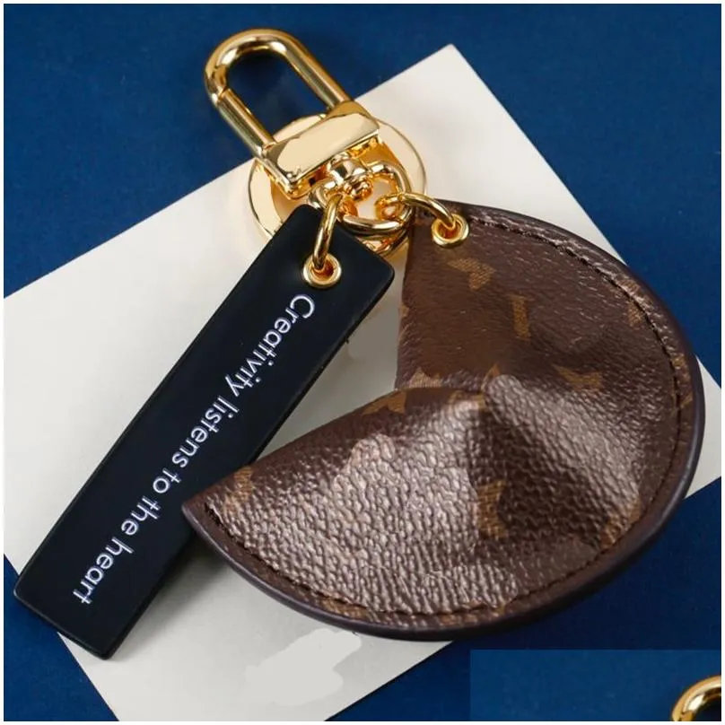 fashion car keychain bag charm classic l letter key chain wallet designer accessories for women exquisite couple gift pendant