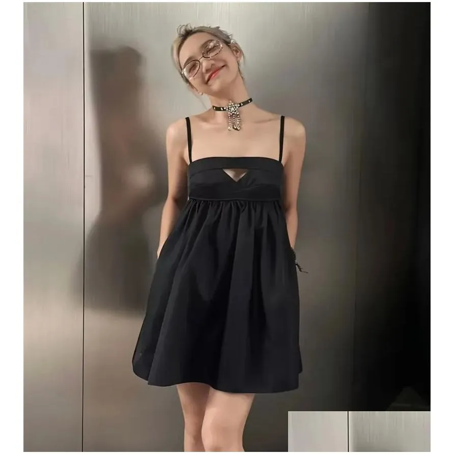 Fashion Designer Dress Women`s Hollow Camisole Skirt for Summer Vocation Designer Beach Tank Dress 26568