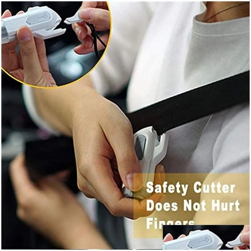 New 2-in-1 Car Window Breaker Seatbelt Cutter Emergency Keychain Car Escape Tool Car Glass Breaker Automotive Life Safety Tools Kit