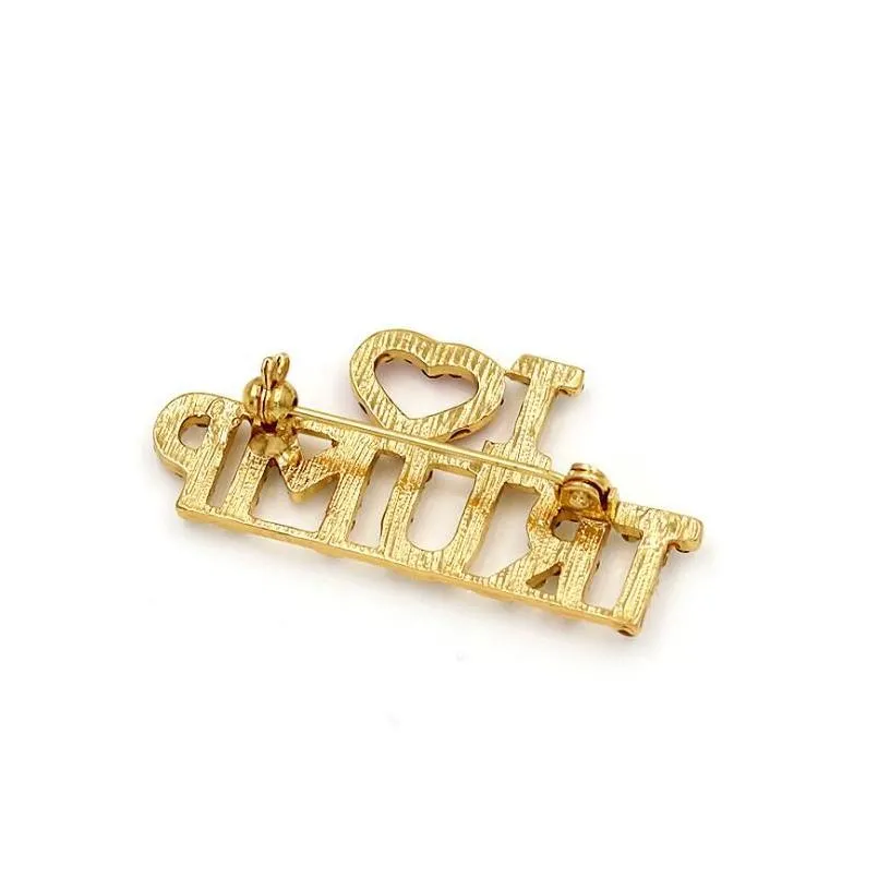 trump crystal rhinestones unique design letter brooches red heart letter i love trump words pin women girls coat dress jewelry