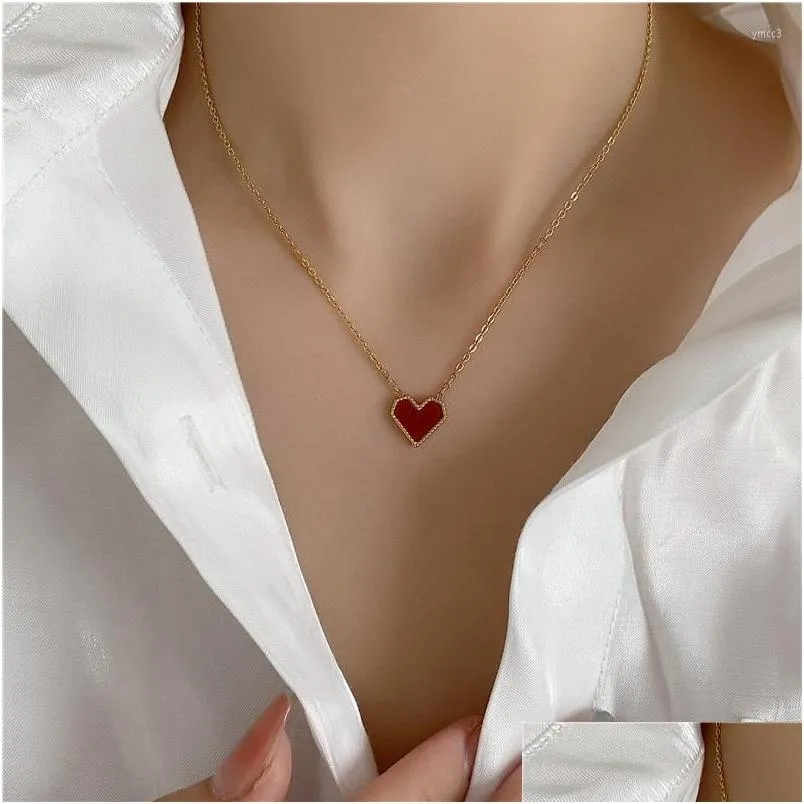 Pendant Necklaces 2022 Arrivals Acrylic Material Red Heart Necklace Titanium Steel 18 K Gold Plated Choker Factory Wholesale Drop Del Dh9Lv
