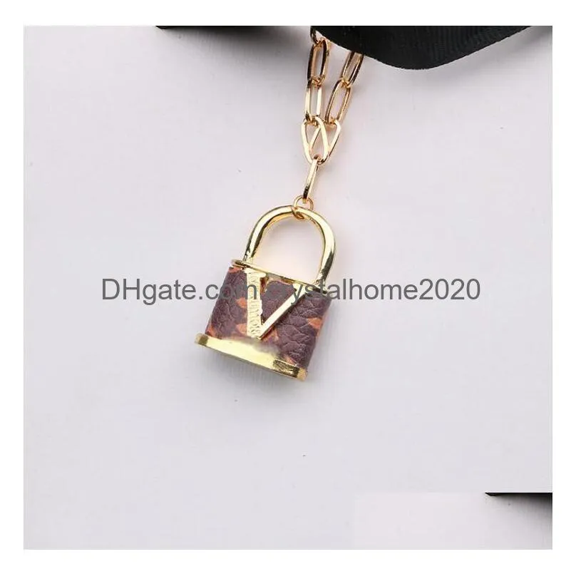 Pendant Necklaces Designer Fashion Brand Letter Ity Pendant Necklaces Mens Womens Golden Chain Geometric Gold Plated Lock Necklace Swe Dhemw