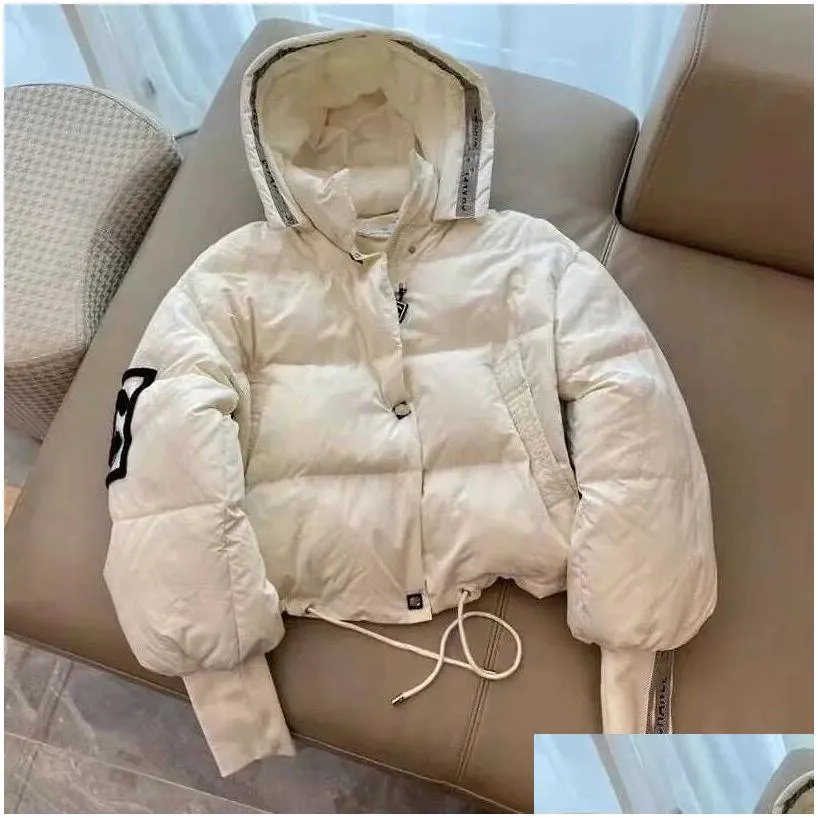 designer fashion luxurys channel down jacket autumn and winter women and man puffer jackets coat embroidery c lapel hooded zipper casual short small