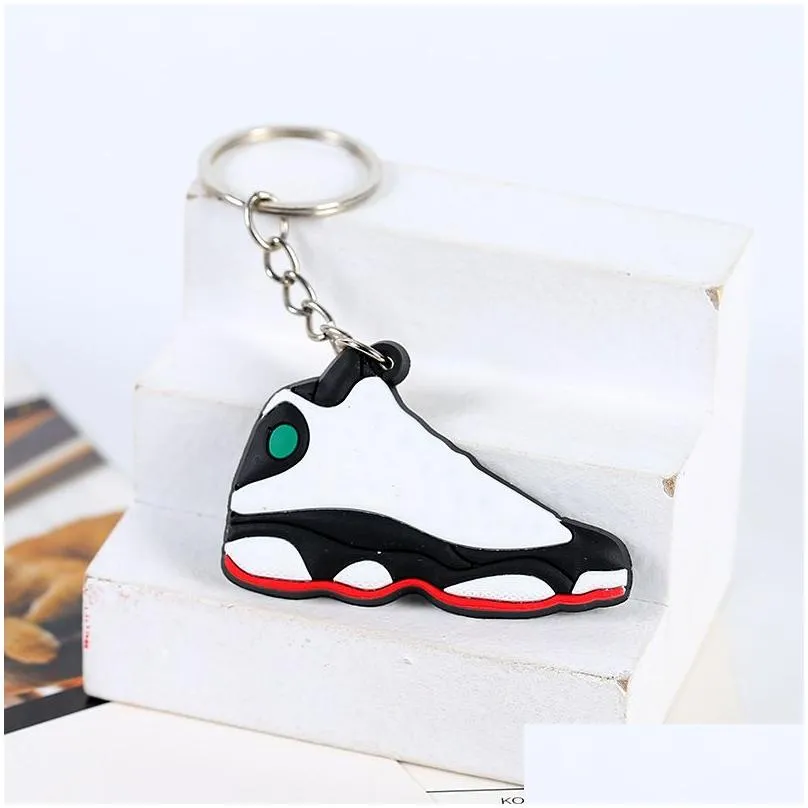2022 Top Designer 2D Basketball Sneakers Keychain Pendant Shoes Button For Car Bag Wholesalecake Decorations Selling Drop Delivery Dhc0G