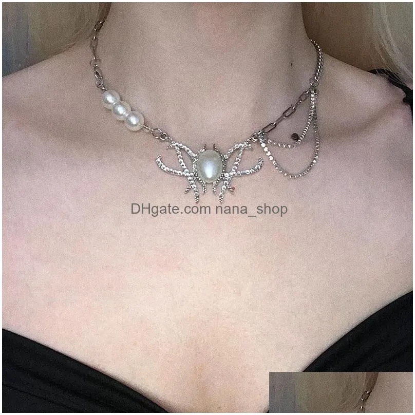 Pendant Necklaces Vintage Irregar Pearl Spider Metal Necklace For Women Crystal Animal Cool Harajuku Choker Trendy Jewelry Drop Deliv Dhswm