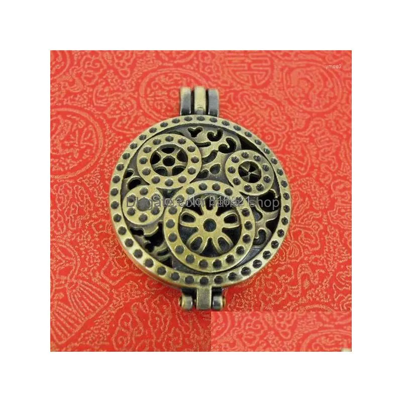 Pendant Necklaces 33X44Mm Antique Bronze Brushed Blank Bases Metal Round Filigree Hollow Gear Po Locket Settings Diy Findings Drop De Dh4Nf