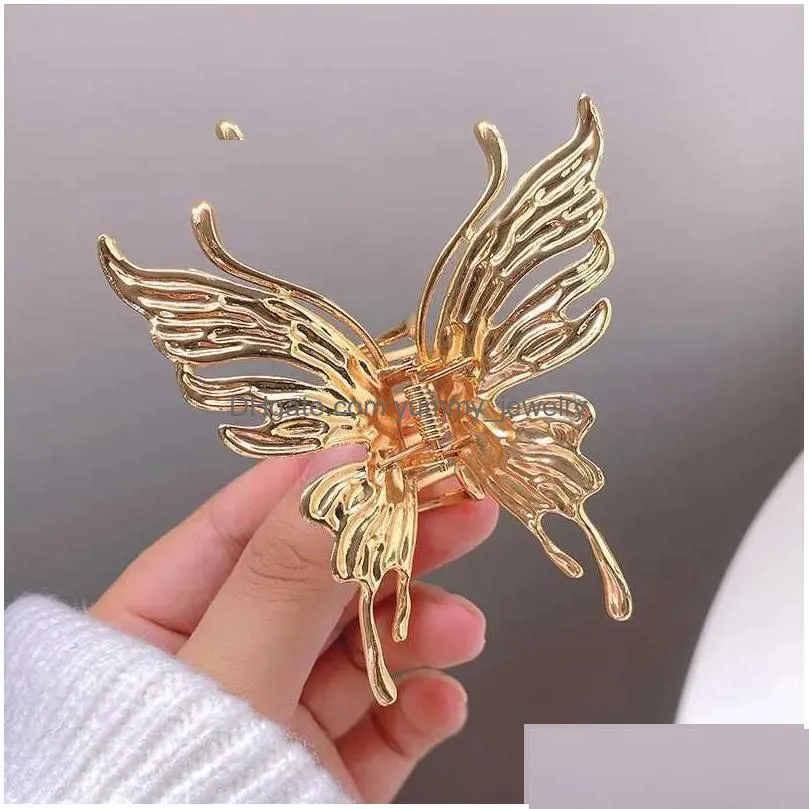 Headwear & Hair Accessories Headwear Hair Accessories 2022 Hollow Butterfly Metal Claws For Women Back Head Clip Cool Delicate Claw Si Dh8U4
