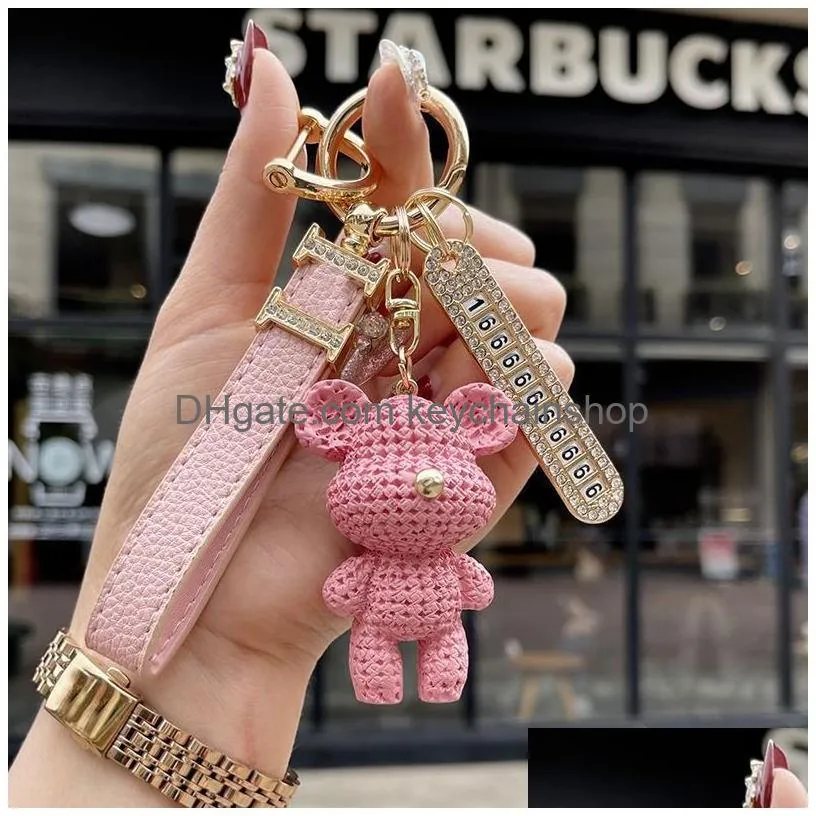 Keychains & Lanyards Keychains Lanyards Designer Key Chain Luxury Bag Charm Female Cute Bear Ring Fashion Fur Ball Pendant Male Trend Dhac2