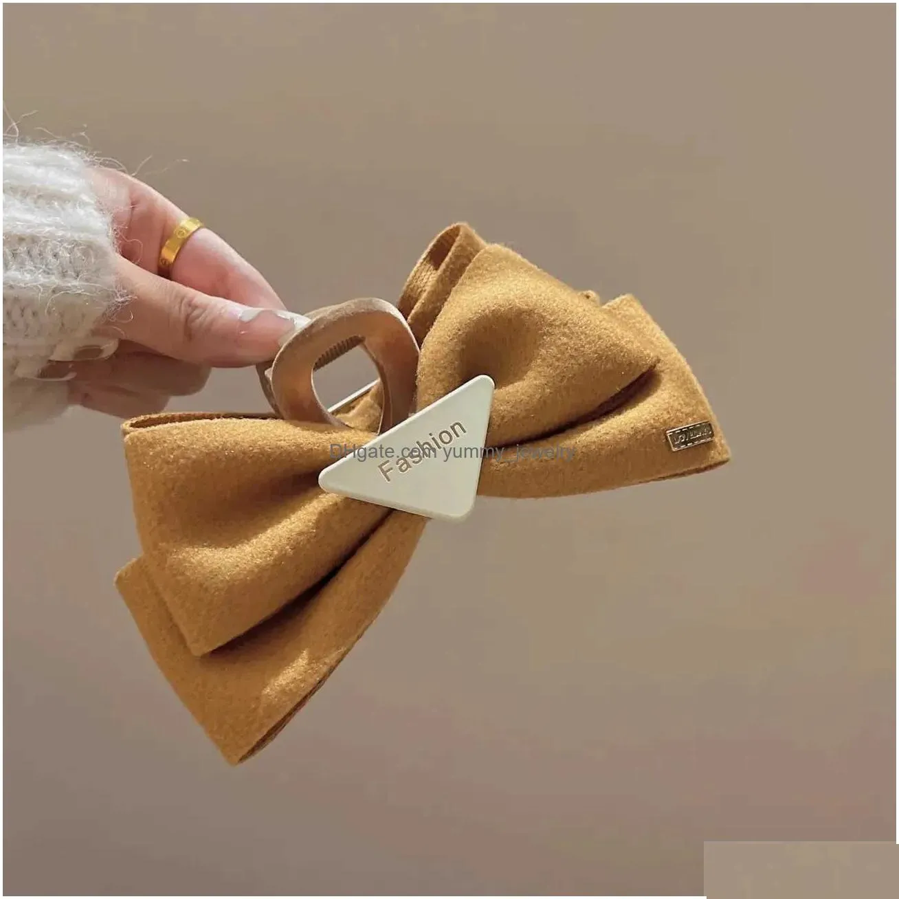 Headwear & Hair Accessories Headwear Hair Accessories Woolen Cloth Bow Women Claws Casual La Big Bowknot Triangle Claw Clips Fashion D Dhdc5