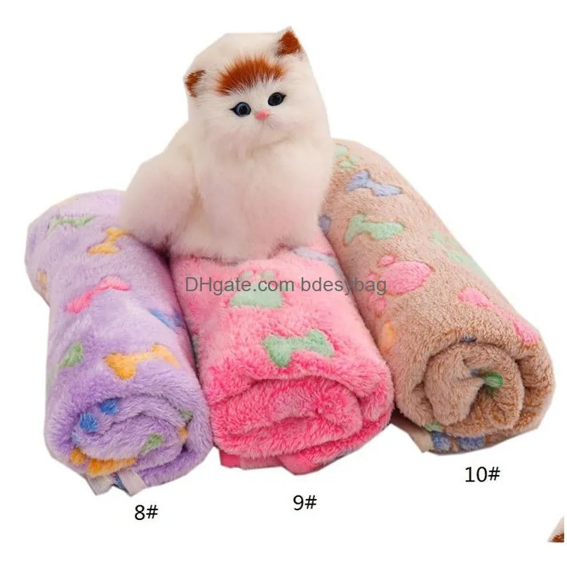 Dog Houses & Kennels Accessories Dog Coral Veet Blanket Floral Bone Claw Printed Warm Soft Towel Cat Puppy Winter Fleece Mti-Size Drop Dhf83