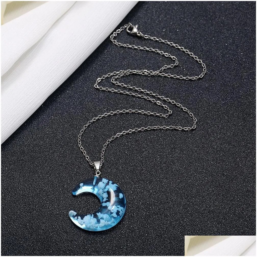 Pendant Necklaces Creative And Exquisite With Luminous Bird  Sky Pendant Necklace White Cloud Moon Resin Blue Jewelry Drop Delive Dhhmx