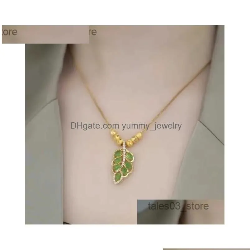 Pendant Necklaces Genuine 18K Gold Diamond Ginkgo Leaf For Women Simple Zircon Neck Chain Fine Jewelry Drop Delivery Dh1Gs