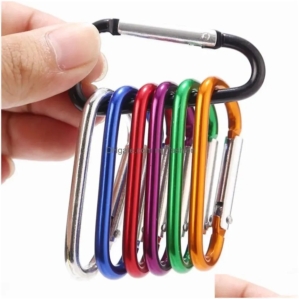 100pcs/lot colorful aluminium alloy climbing buckle keychain carabiner safety buckle hook outdoor camping hiking tools random 240124