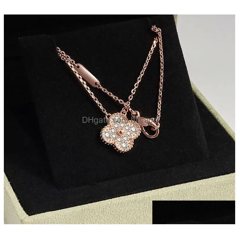  designer pendant necklaces for women elegant 4/four leaf clover locket necklace highly quality choker chains designer jewelry 18k plated gold girls gift no