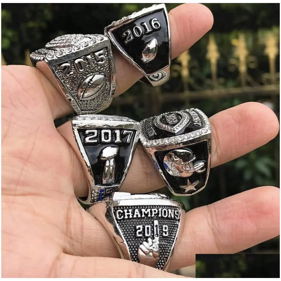 5pcs 2015 2016 2017 2018 2019 fantasy football team champions championship ring with wooden box set souvenir men fan gift 2020