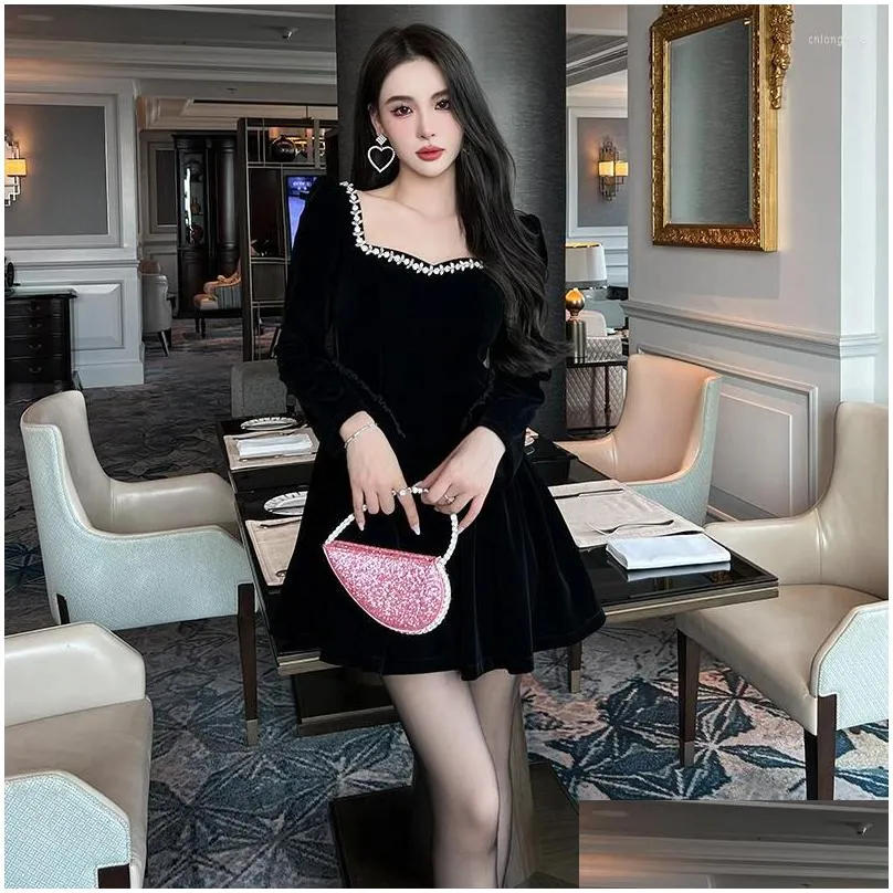 casual dresses 2023 spring fashion velvet women square collar full sleeve ruched diamonds ball gown black party mini dress