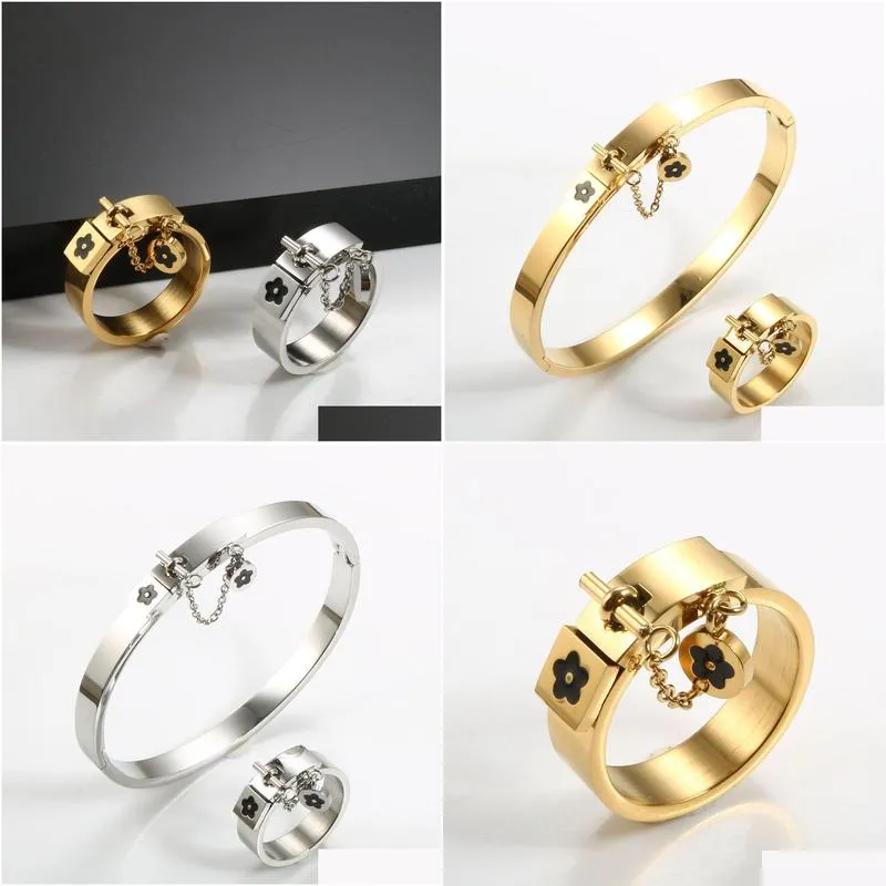 fashion lucky flower charm with chain ring gold/sliver stainless steel love promise finger rings for women men jewelry gift