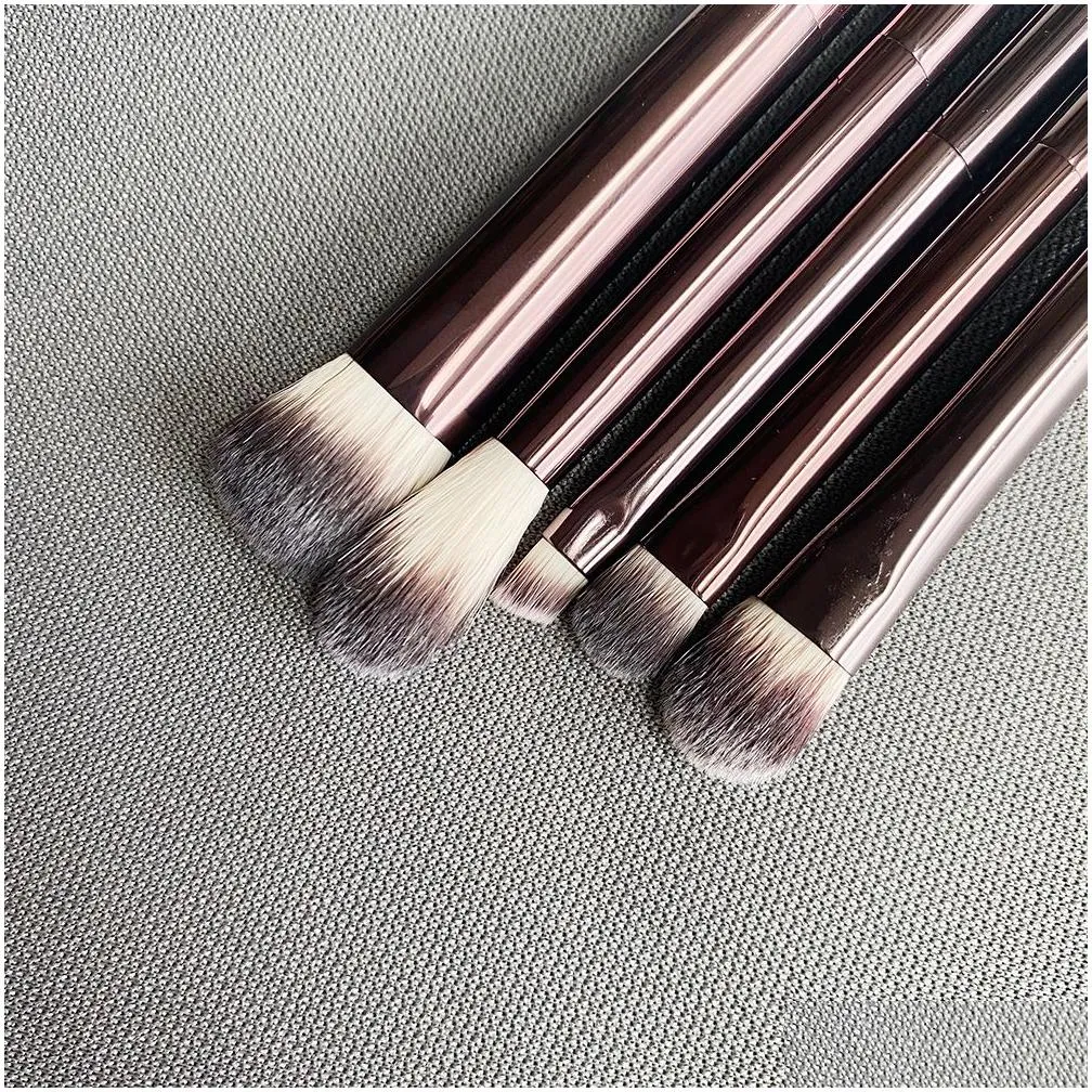 hourglass eye makeup brushes set luxury eyeshadow blending shaping contouring highlighting smudge brow concealer liner cosmetics brushes tools metal soft