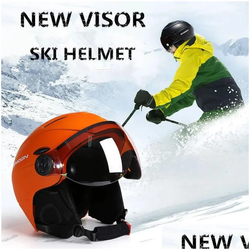 moon professional halfcovered ski helmet integrallymolded sports man women snow skiing snowboard helmets with goggles visor 240124