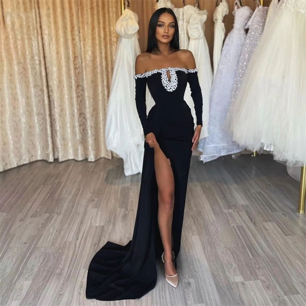 2024 Sexy Prom Dresses Black Off Shoulder Long Sleeves Plus Size Mermaid Floor Length Side Split Illusion Crystal Beads Pearls Formal Evening Gowns